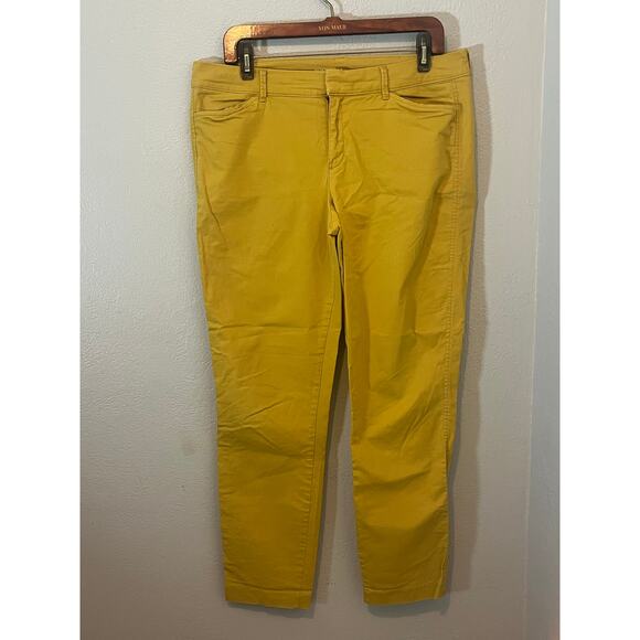 Women's Old Navy Mustard Yellow Pixie Ankle Pants Size 12 Tall - Picture 2 of 5
